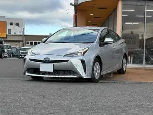 Toyota Prius A HYBRID SILVER 4.5 2020