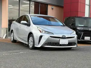 Toyota Prius A HYBRID SILVER 4.5 2020