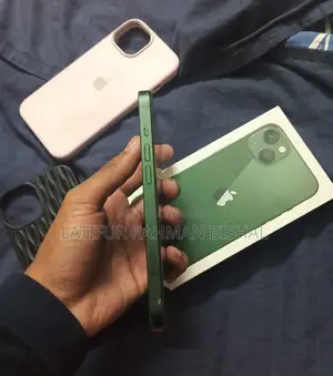 Apple iPhone 13 128 (Used)