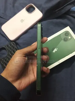 Apple iPhone 13 128 (Used)