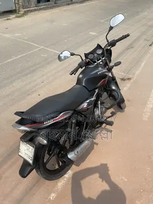 Bajaj Discover 100 10years 2017
