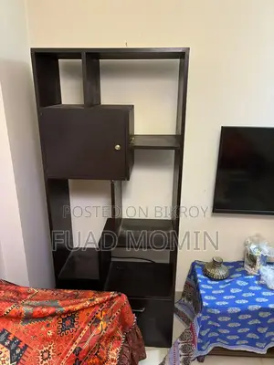 বুকশেলফ বিক্রয় হবে