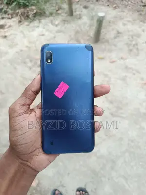 Samsung Galaxy A10 . (Used)