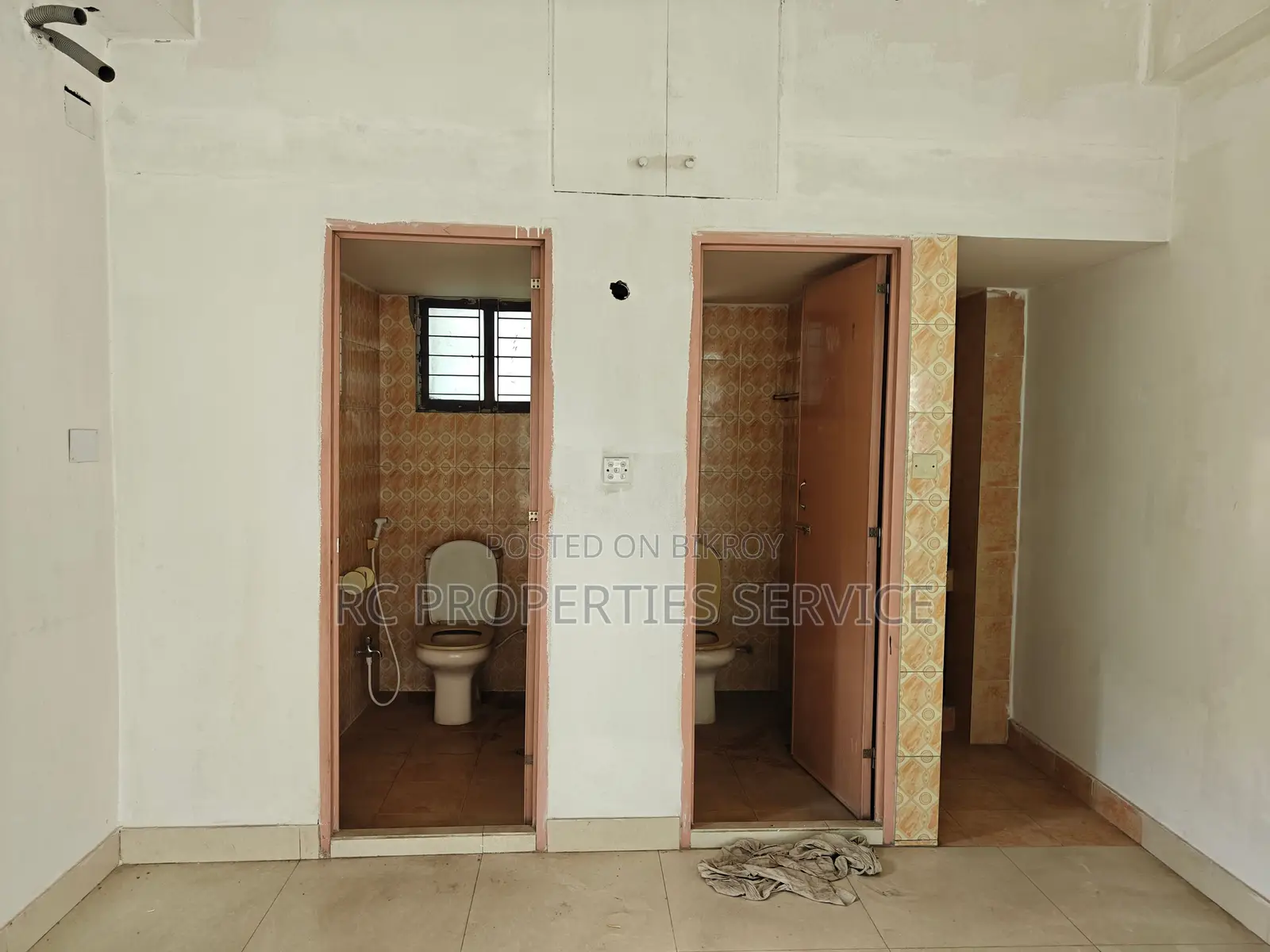 2050sft nice commercial space rent in Uttara