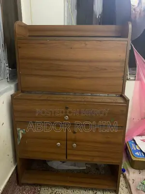 স্টাডি ও কম্পিউটার টেবিল
