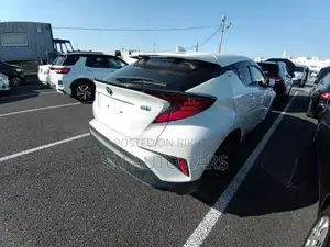 Toyota C-HR G Mode Nero Pearl 2021