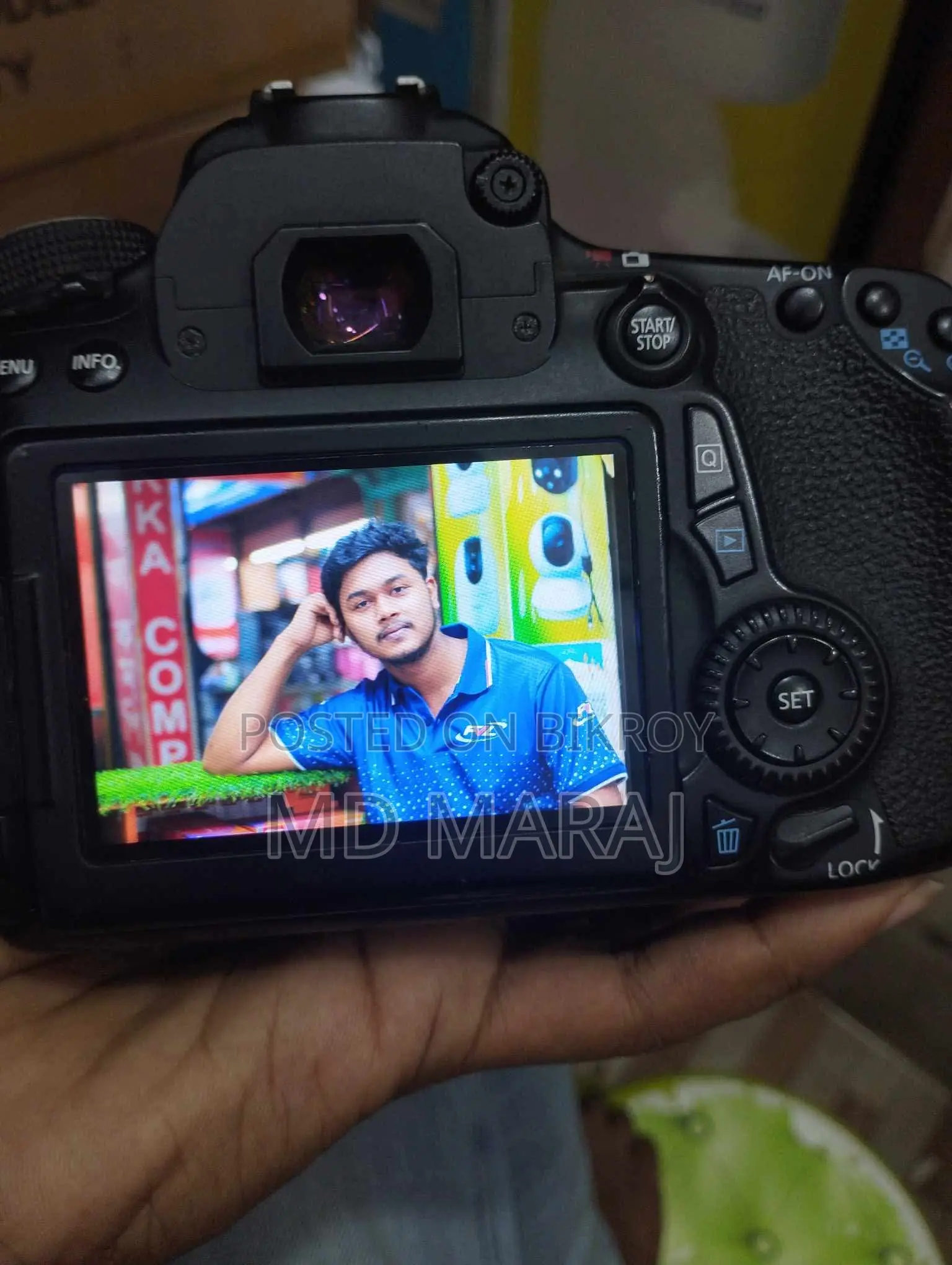 Canon 70D with STM prime lens