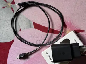 25w Pd Adapter + Cable Usb C to C