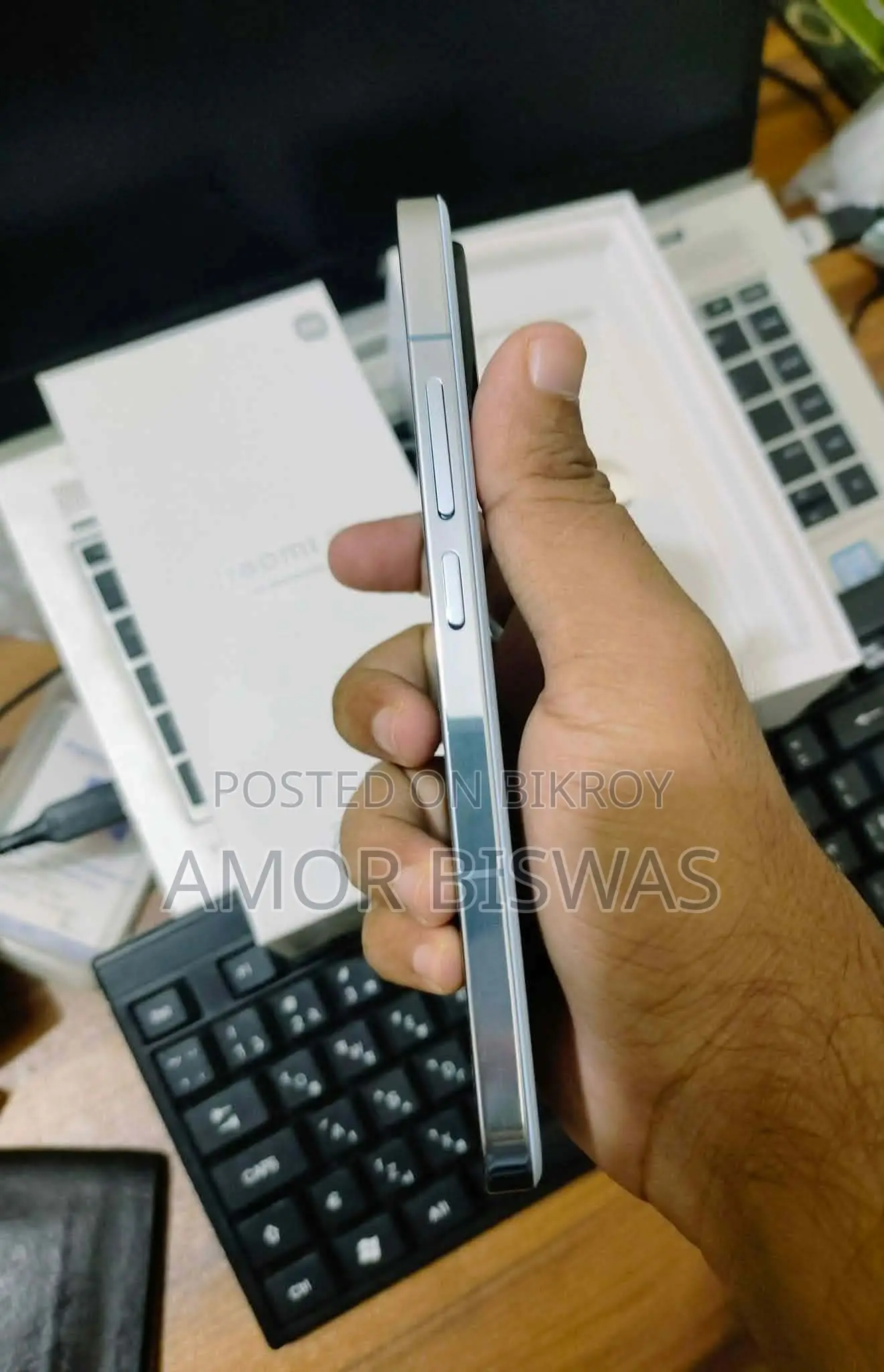 Xiaomi MI 13 12-256 (Used)