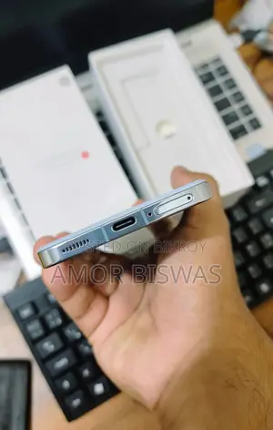 Xiaomi MI 13 12-256 (Used)