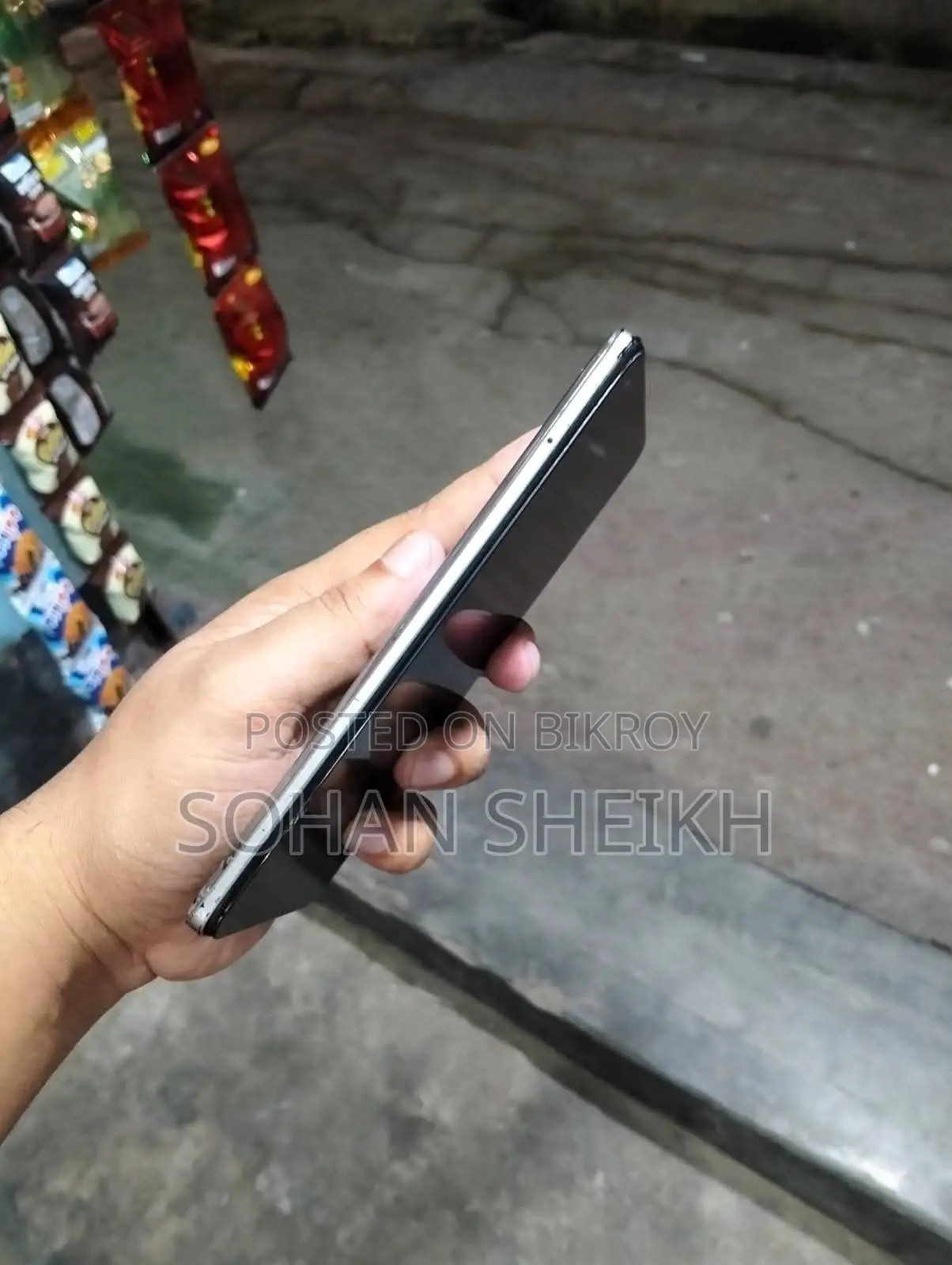 Realme 8 (Used)