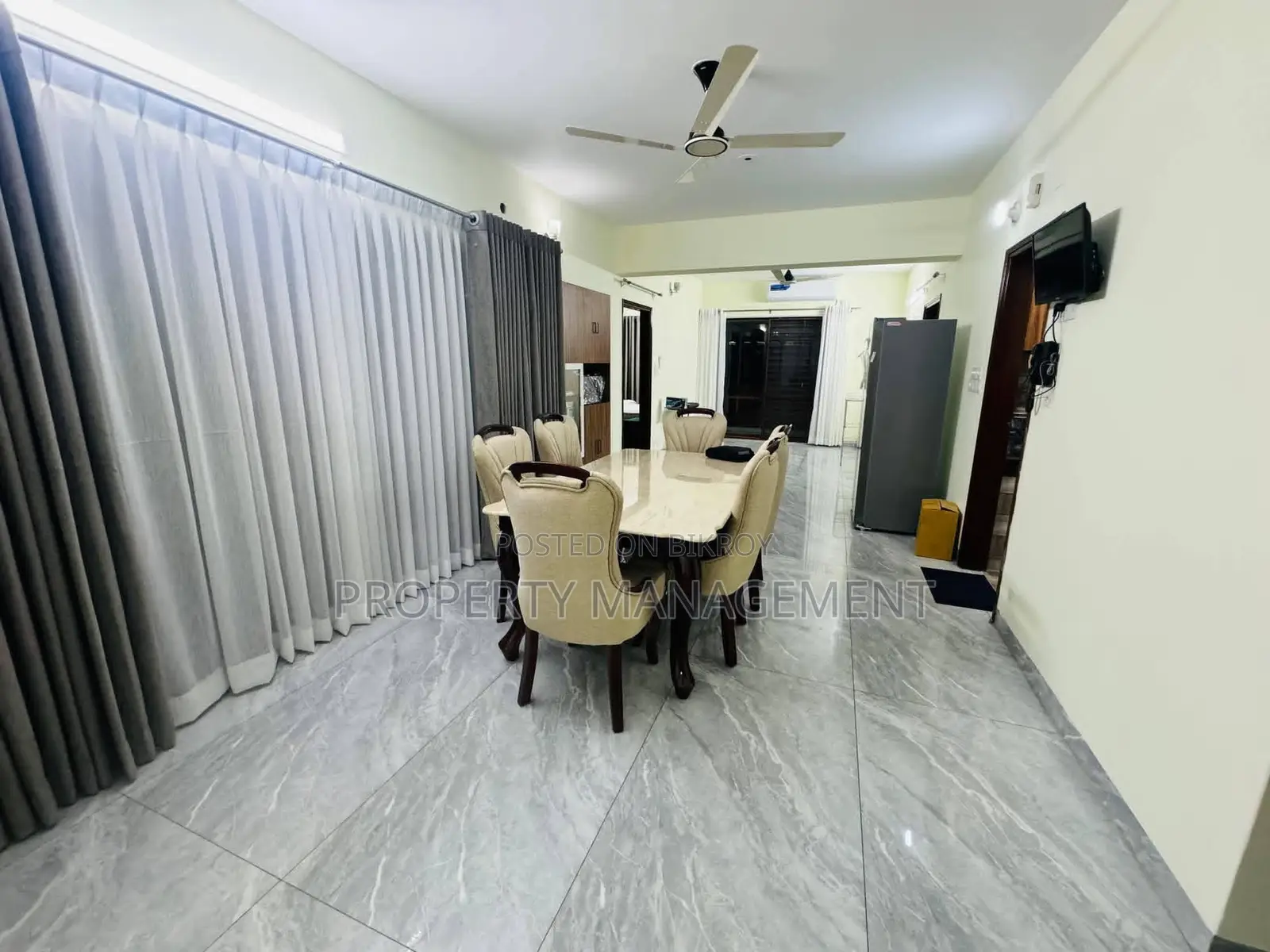 গুলশানে ২৩৫০ বর্গফুটের সম্পূর্ণ ফার্নিশড অ্যাপার্টমেন্ট ভাড়া হবে