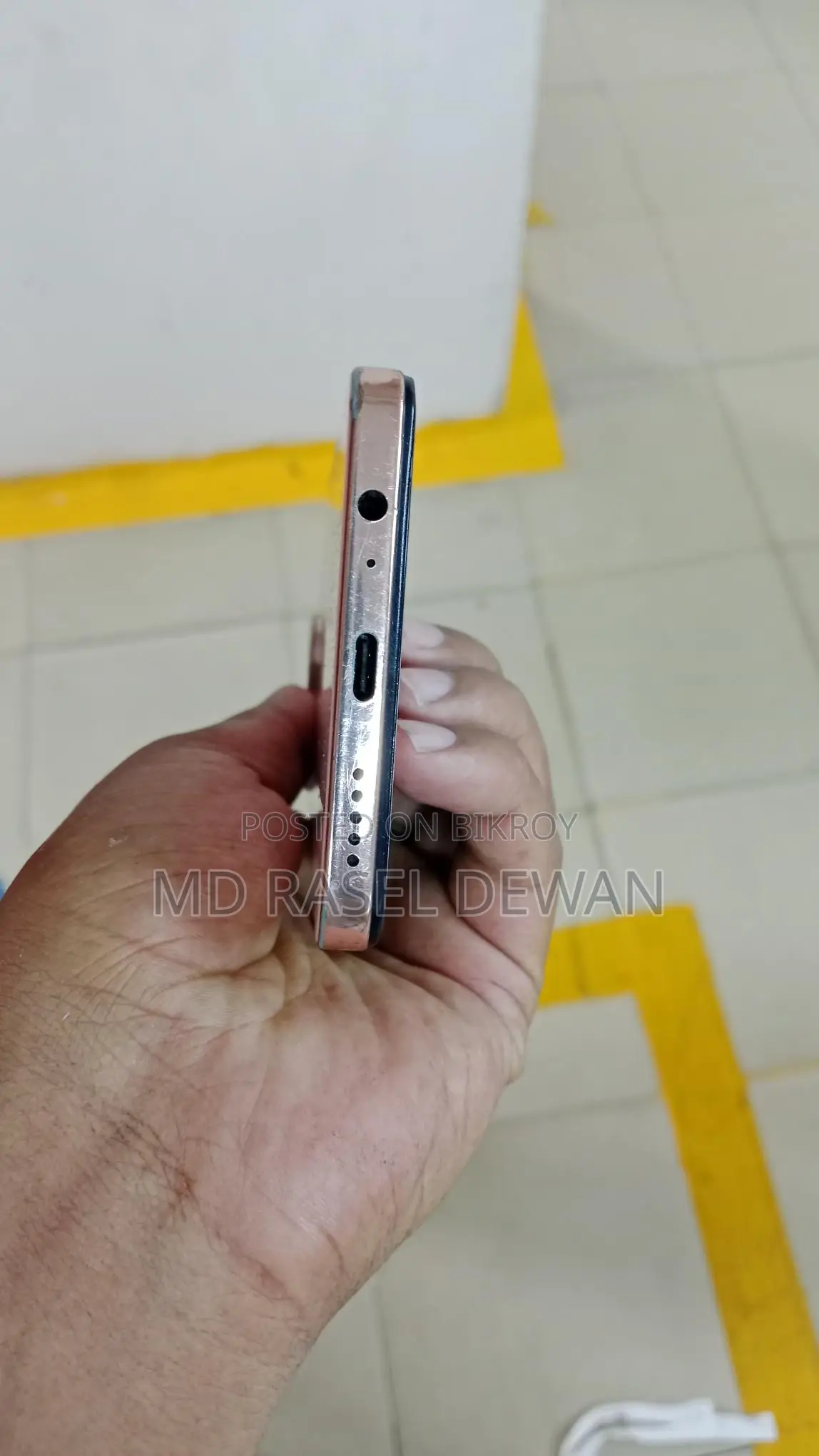 Vivo Y28 Original (Used)