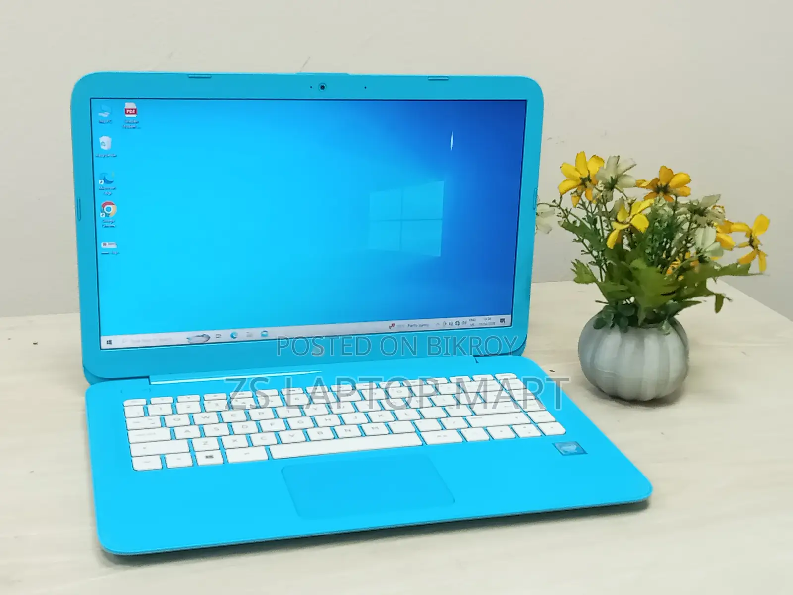 HP Laptop 4GB/32GB Memory Card Slot Available