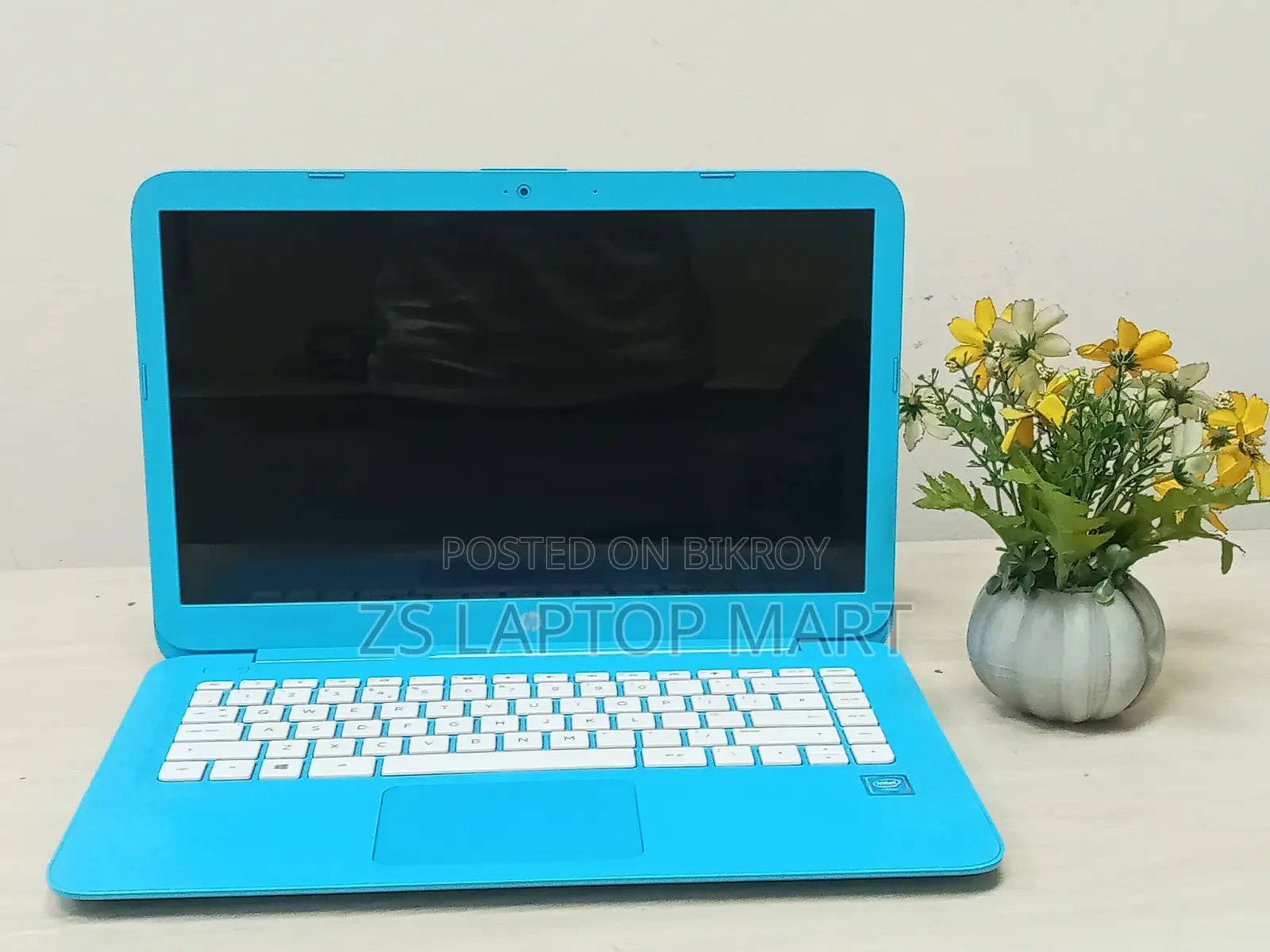 HP Laptop 4GB/32GB Memory Card Slot Available