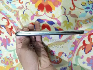 Apple iPhone X (Used)