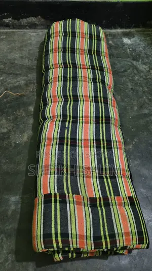 জরুরী ভিত্তিতে একটি তোষক বিক্রি করা হবে