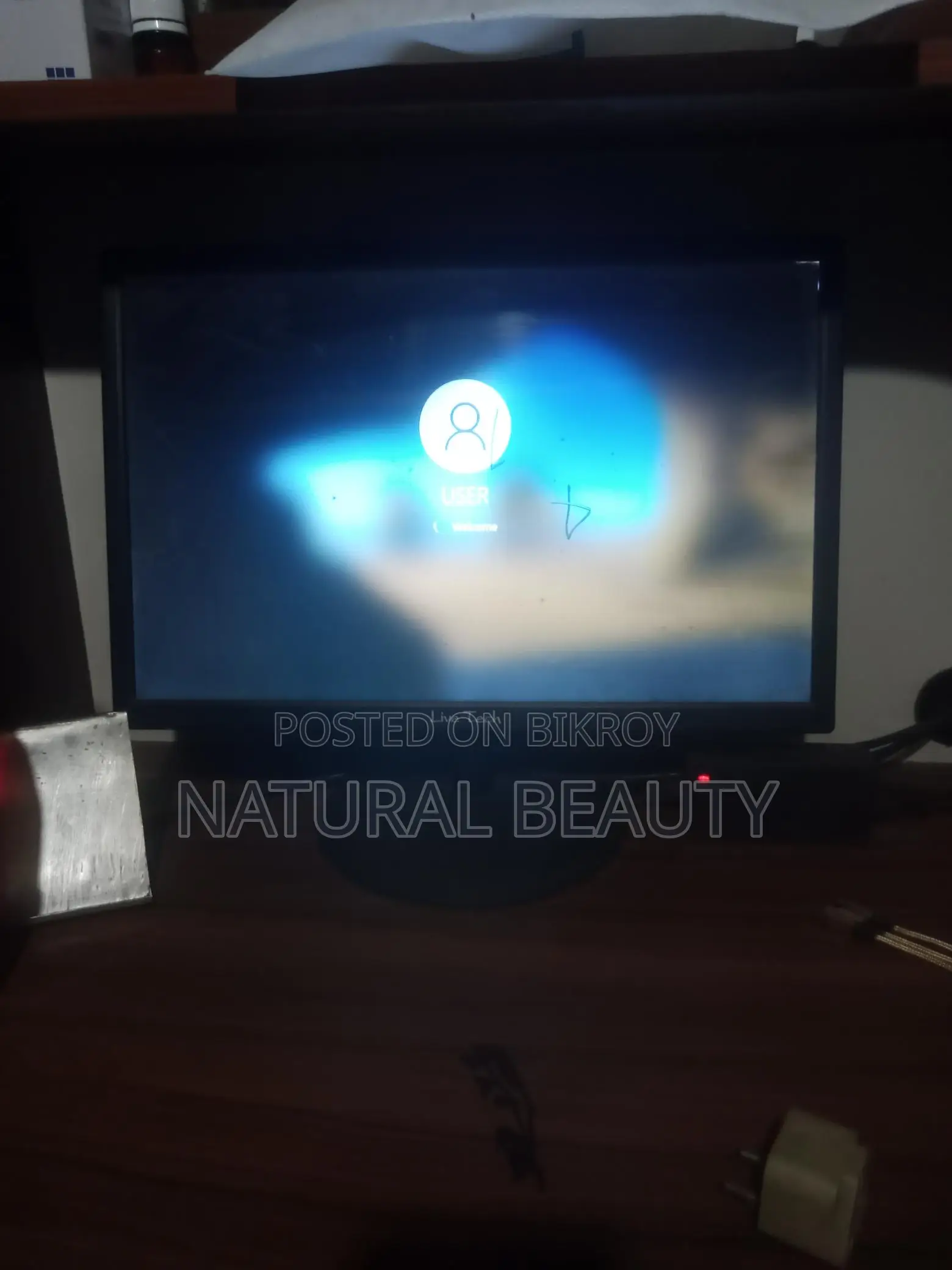 Desktop computer