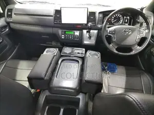Toyota Hiace SUPER GL 2020