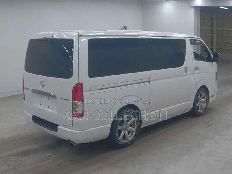 Toyota Hiace SUPER GL 2020