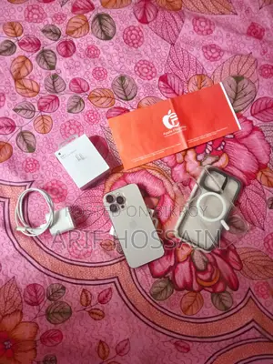 Apple iPhone 13 (Used)