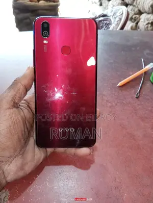 Vivo y11s (Used)