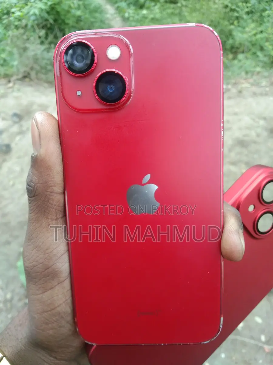 Apple iPhone 13 (Used)