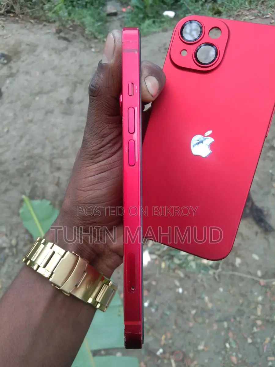 Apple iPhone 13 (Used)