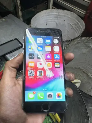 Apple iPhone 6 . (Used)