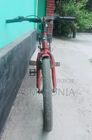 বিকրির জন্য একটি সাইকেল