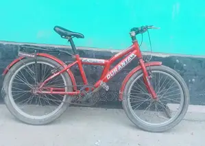 বিকրির জন্য একটি সাইকেল