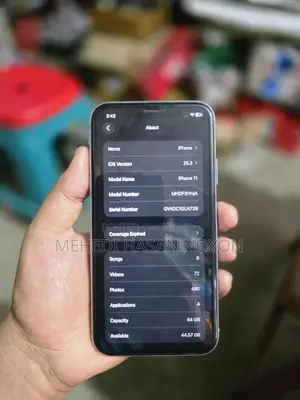 Apple iPhone 11 . (Used)