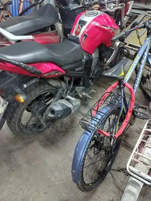 Yamaha FZS . 2015