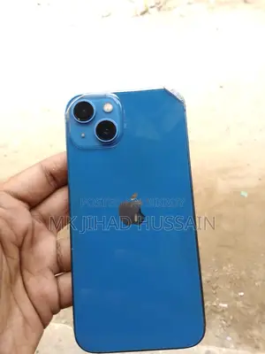 Apple iPhone 13 (Used)