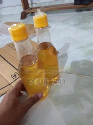 গ্রামের প্রাকৃতিক চাকের মধু