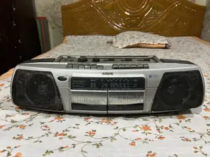 Aiwa Cs-wr630 Stereo রেডিওটি বিক্রয় করা হবে