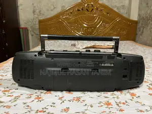 Aiwa Cs-wr630 Stereo রেডিওটি বিক্রয় করা হবে