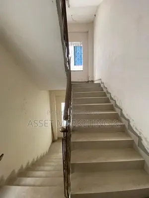 Almost Ready Modern Luxurious Flat for Sale –Bashundhara R/A,