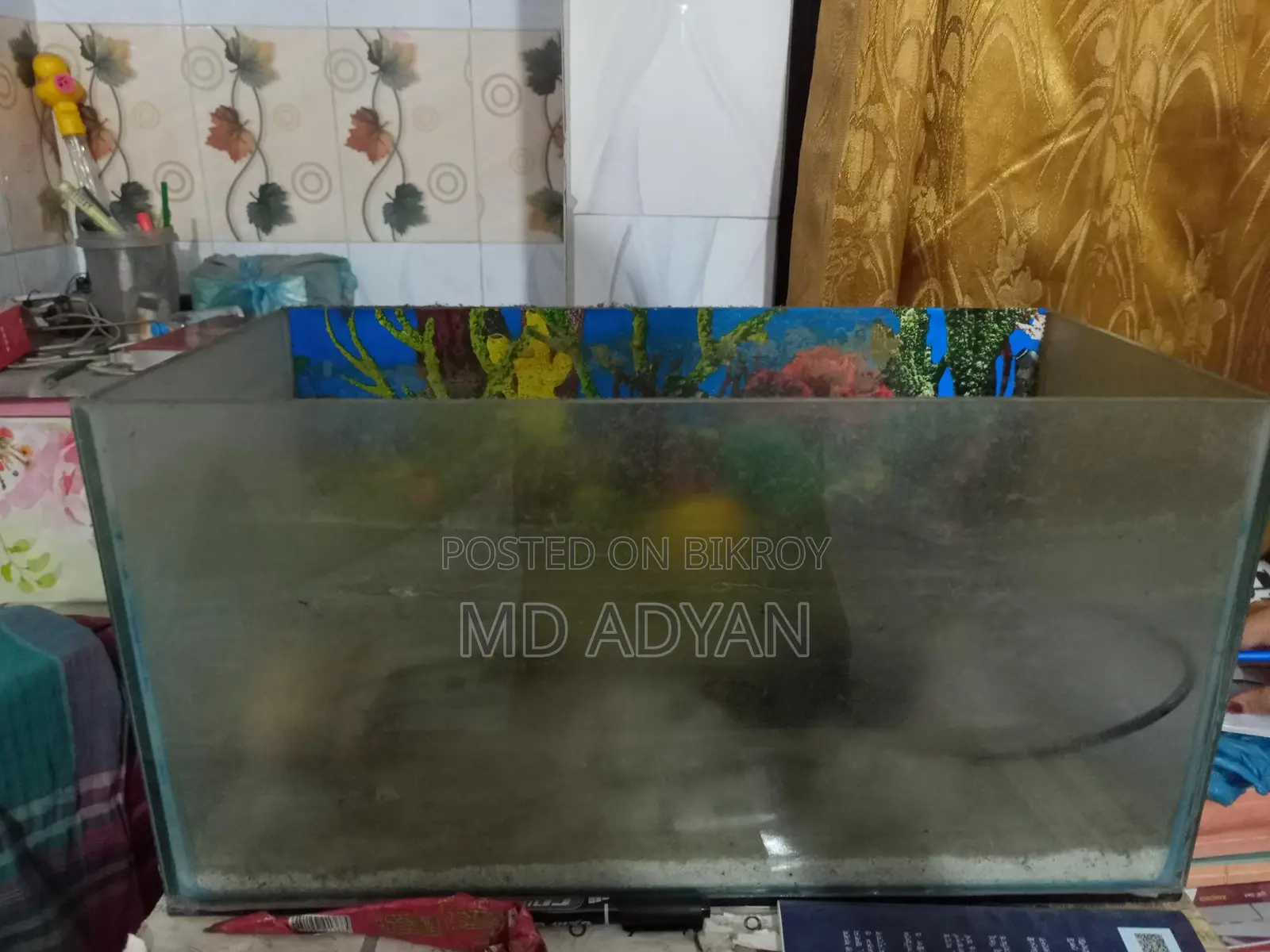 ৯/১৮ ফিশ ট্যাংক