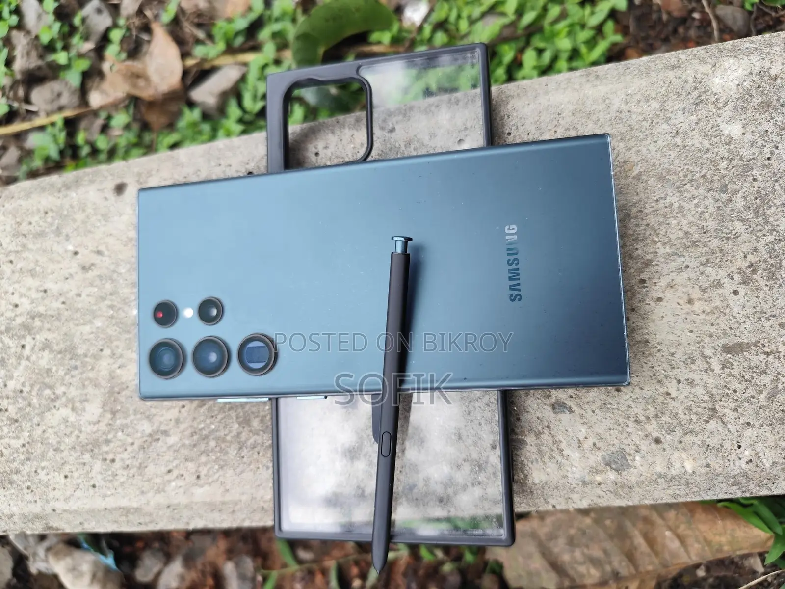 Samsung Galaxy S22 Ultra (Used)