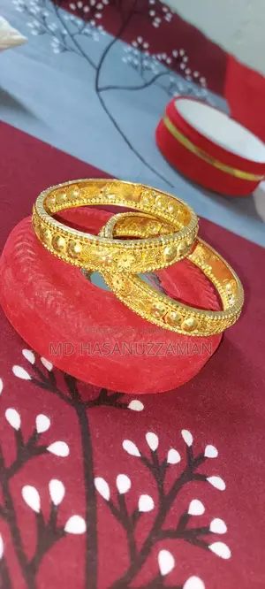 21 Karat Gold