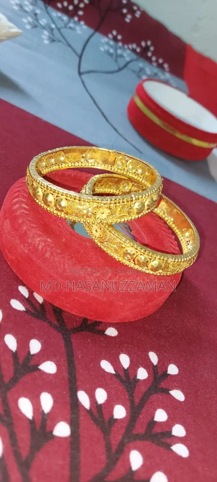 21 Karat Gold