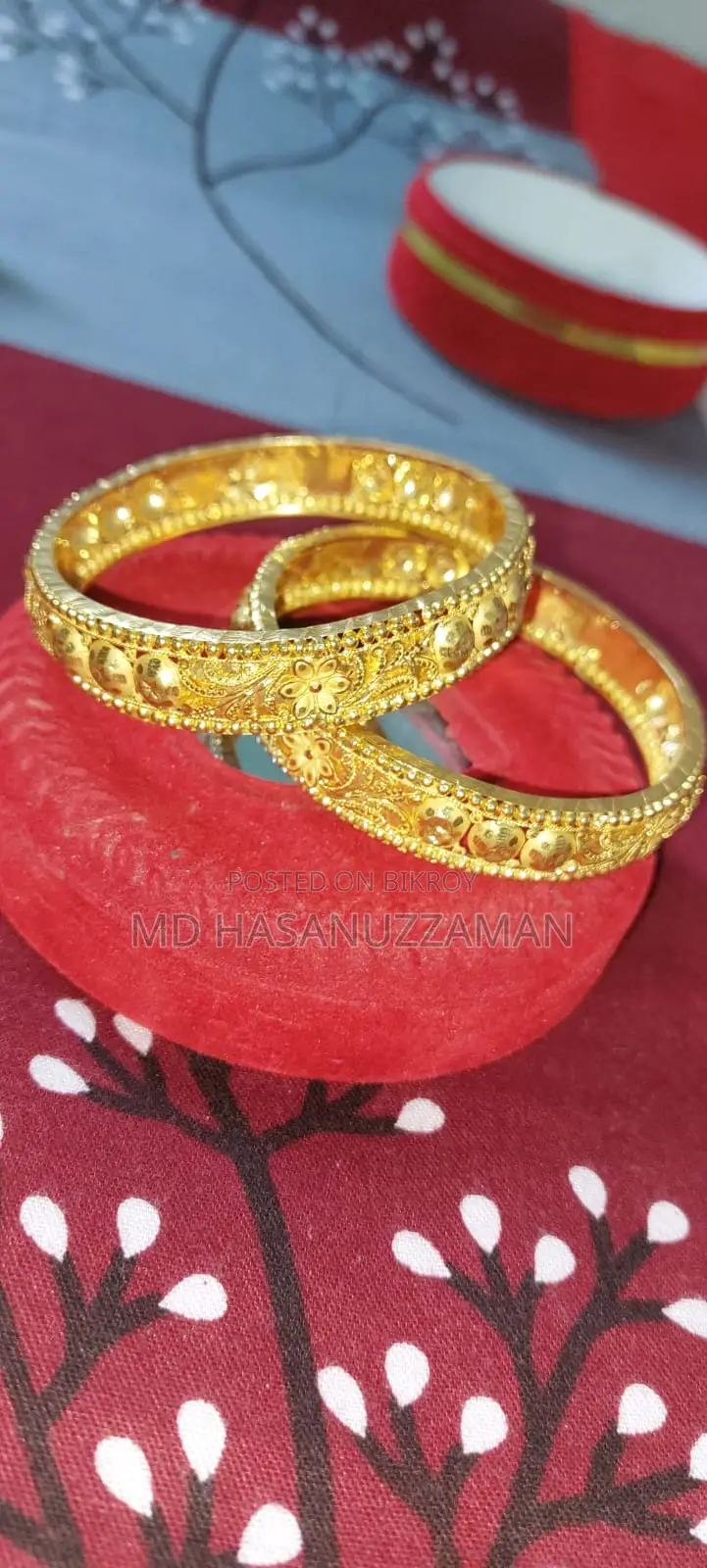 21 Karat Gold