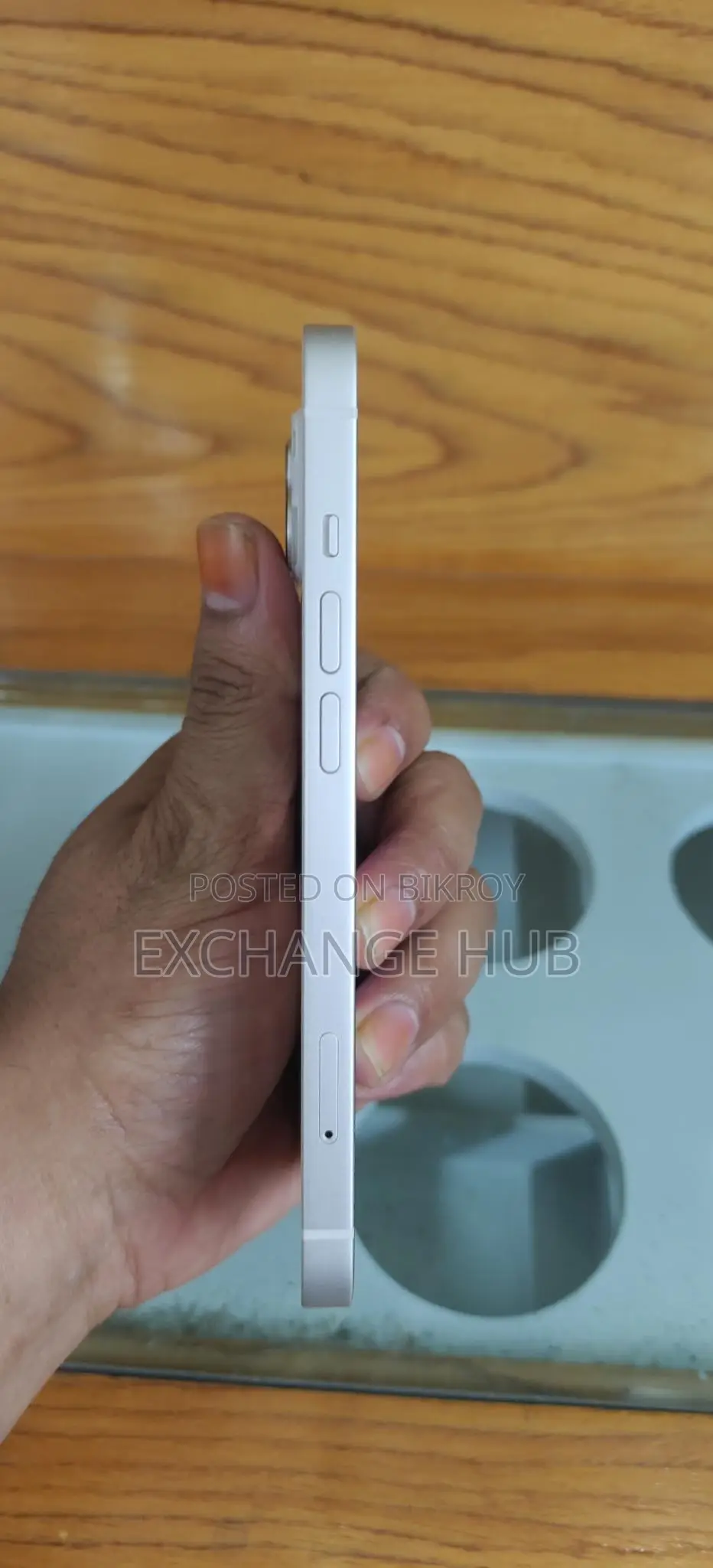 Apple iPhone 13 128GB White 94% (Used)