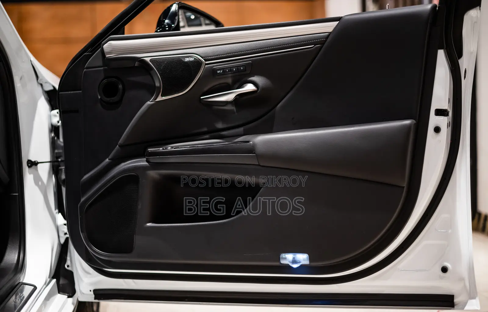 Lexus ES 300h 2019