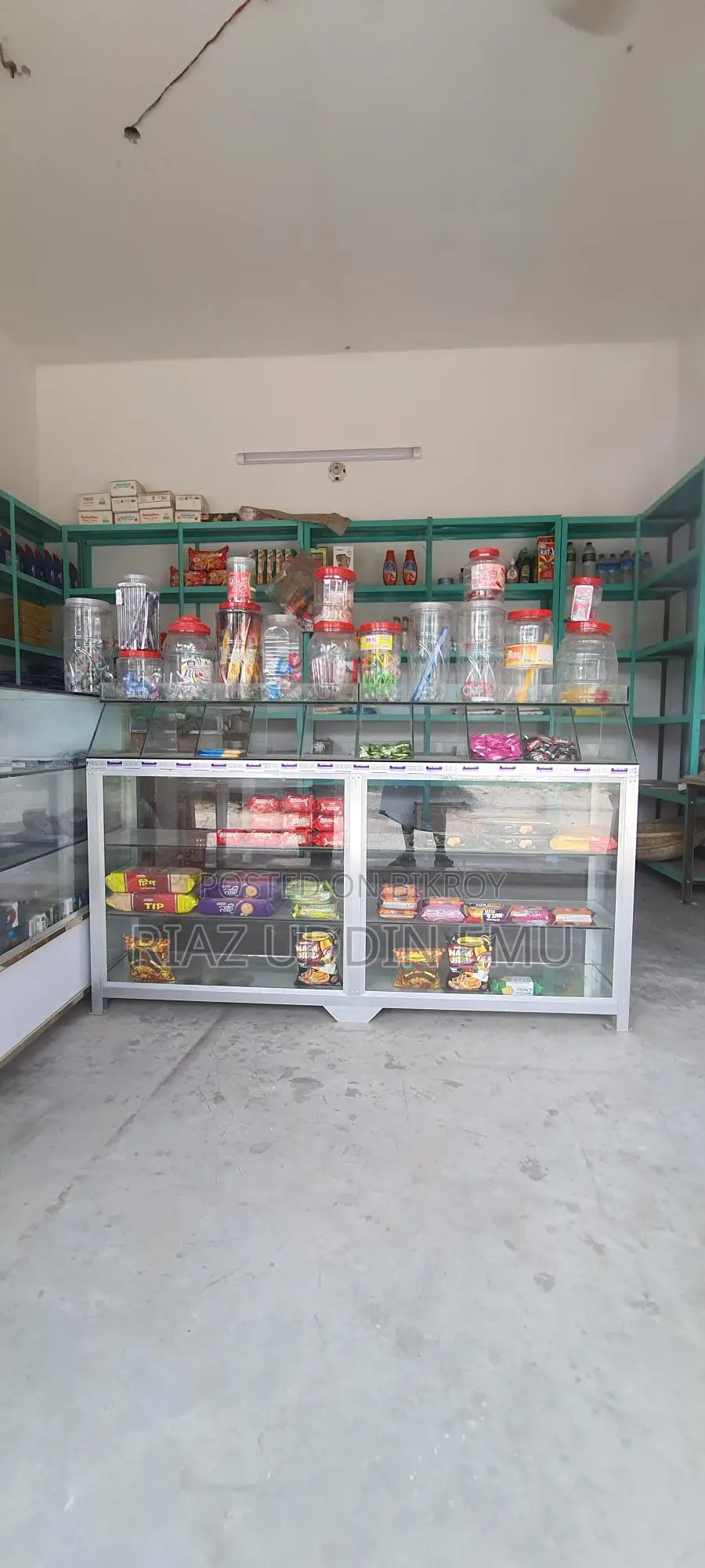 Running shop for sale with all goods