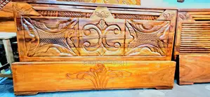 6/7 feet semi-box solid wood bed