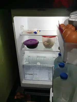 Top Mount Refrigerator | FTDS200 200 L Red