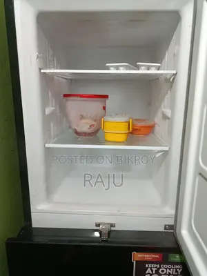 Top Mount Refrigerator | FTDS200 200 L Red