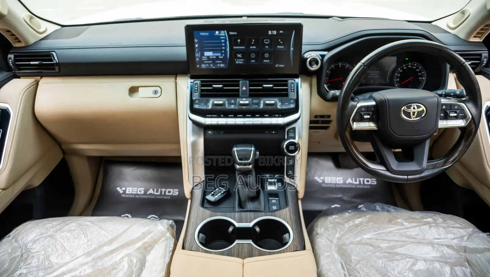 Toyota Land Cruiser LC300 ZX 2022